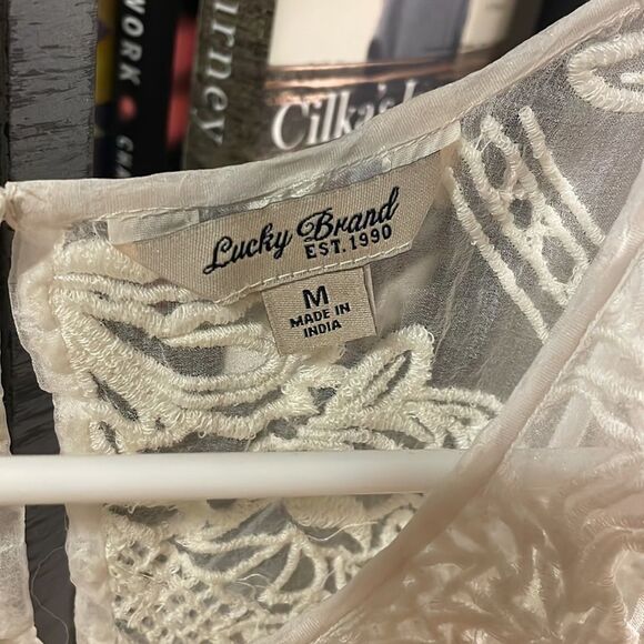 EUC Lucky Brand Top - Picture 2 of 2